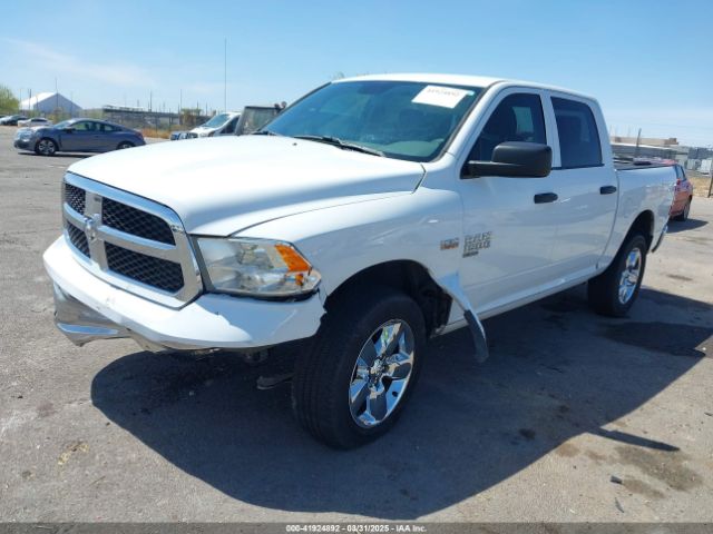 1C6RR7KT5KS742762 RAM 1500 Classic Tradesman  4x4 5'7 Box