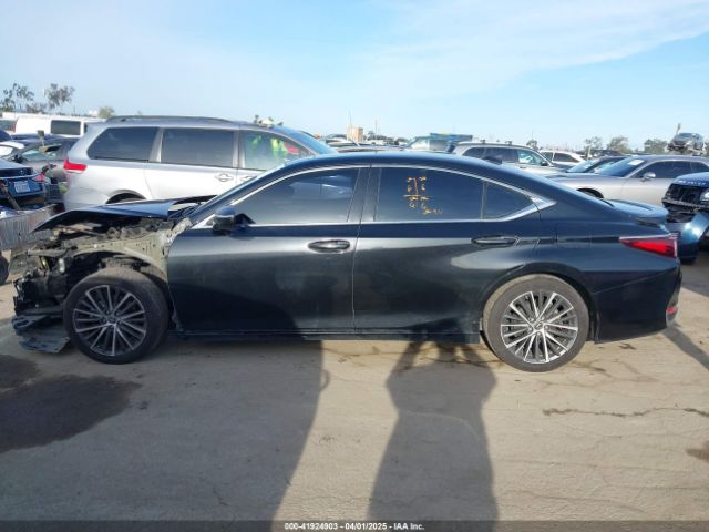 58ADA1C10PU026937 Lexus ES 300H