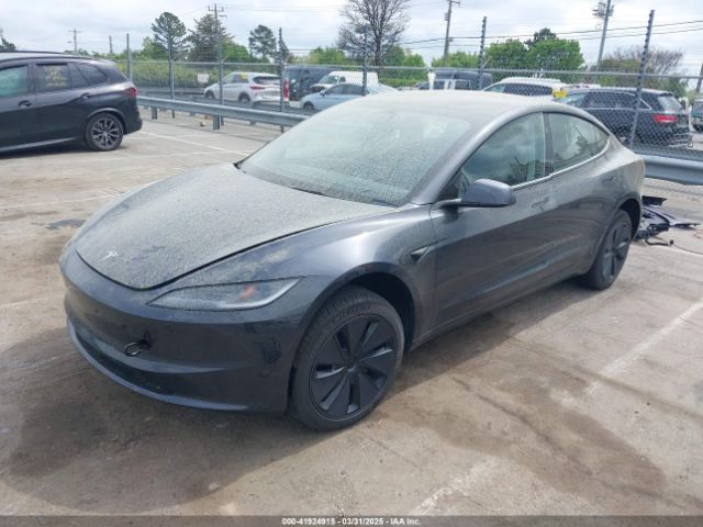 5YJ3E1EA5SF890621 Tesla Model 3 Long Range Rear-wheel Drive