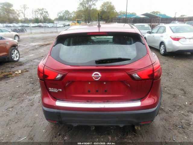 JN1BJ1CP9KW220583 Nissan Rogue Sport S