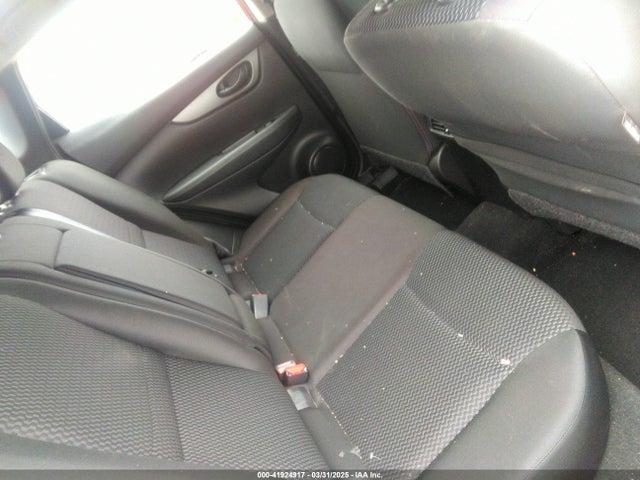 JN1BJ1CP9KW220583 Nissan Rogue Sport S