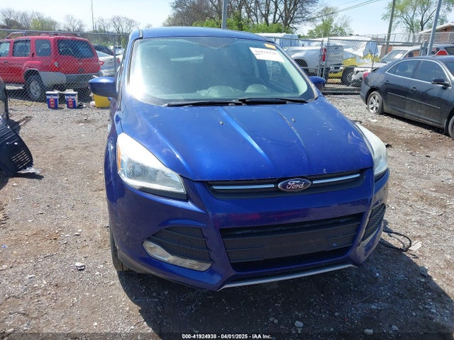 1FMCU9GX1FUB02204 Ford ESCAPE SE