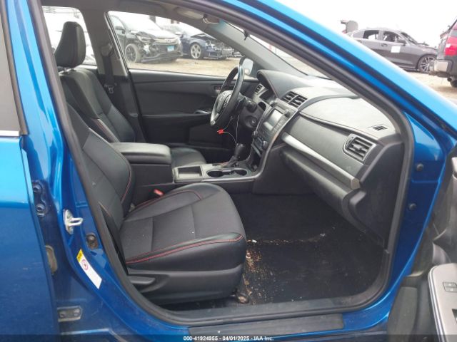 4T1BF1FK2HU813846 Toyota CAMRY SE