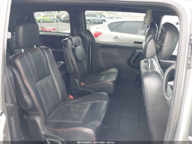 2C4RDGEG0HR711385 Dodge Grand Caravan Gt
