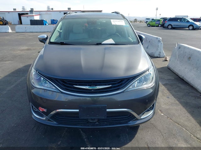 Chrysler Pacifica Hybrid Limited 2018 2C4RC1N71JR229563 Image 12