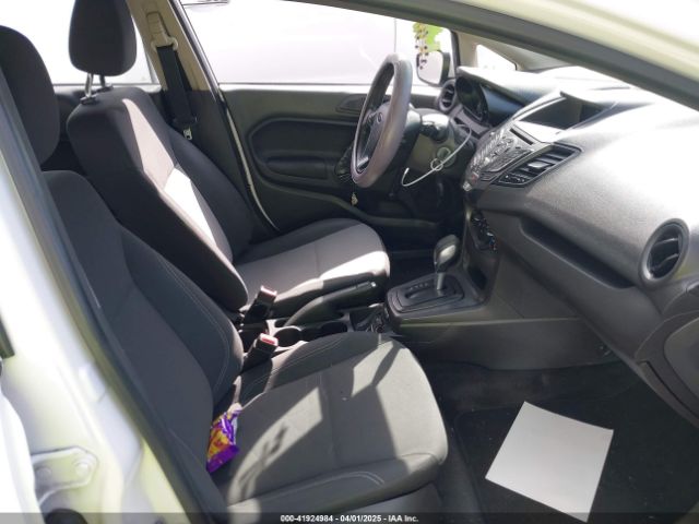 3FADP4TJ6GM171745 Ford FIESTA S