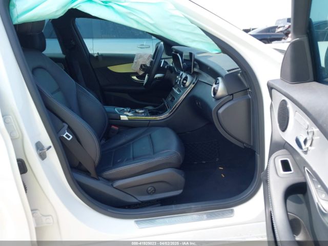 55SWF8DB8LU334042 Mercedes-Benz C 300