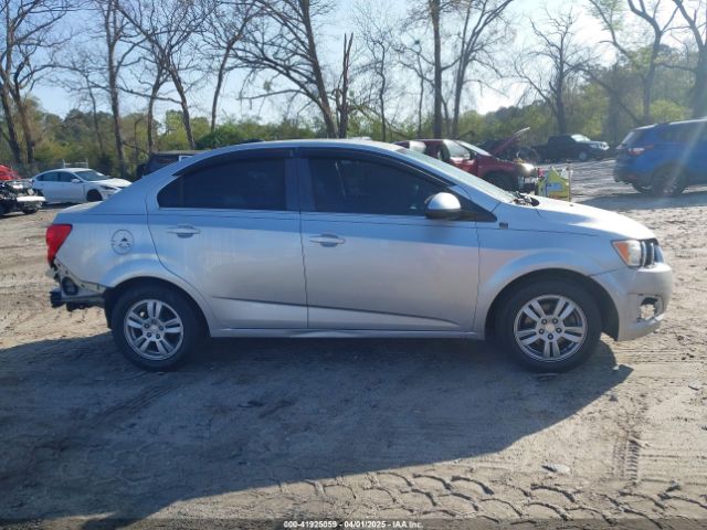 1G1JC5SH5F4175981 Chevrolet Sonic Lt Auto