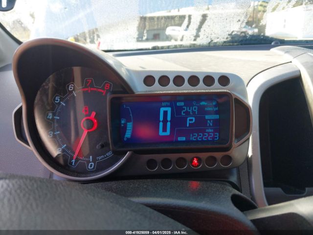 1G1JC5SH5F4175981 Chevrolet Sonic Lt Auto