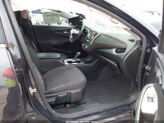 1G1ZB5ST4NF205453 Chevrolet Malibu Fwd Ls