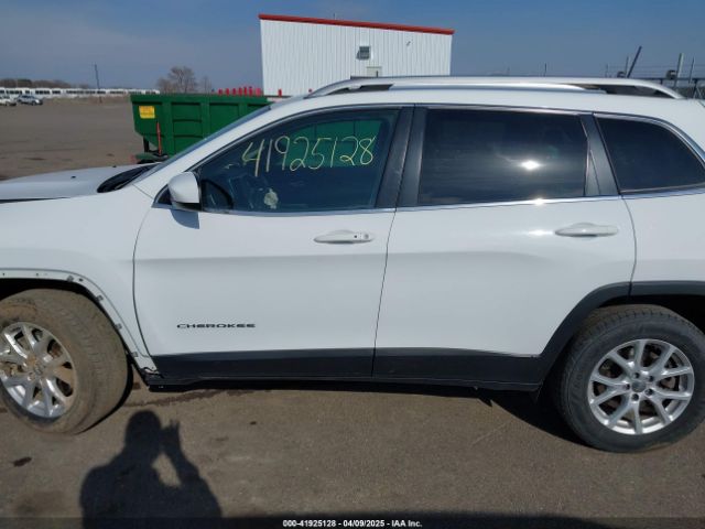 1C4PJMCB9JD513693 Jeep Cherokee Latitude 4x4/latitude Tech Connect 4x4