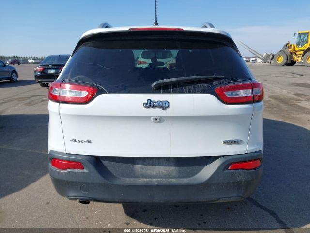 1C4PJMCB9JD513693 Jeep Cherokee Latitude 4x4/latitude Tech Connect 4x4