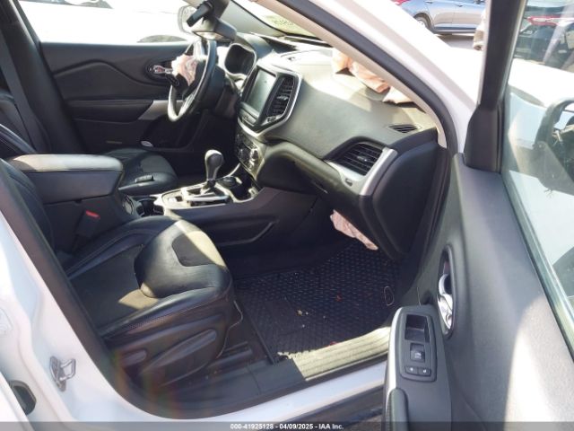1C4PJMCB9JD513693 Jeep Cherokee Latitude 4x4/latitude Tech Connect 4x4