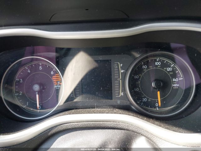 1C4PJMCB9JD513693 Jeep Cherokee Latitude 4x4/latitude Tech Connect 4x4
