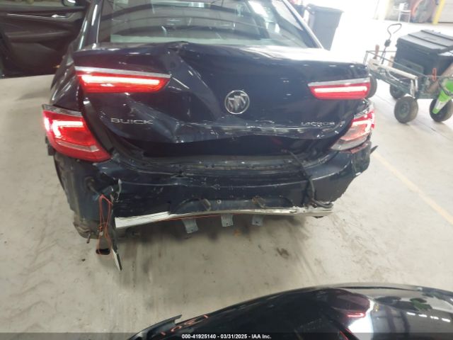 1G4ZP5SS4HU171400 Buick Lacrosse Essence