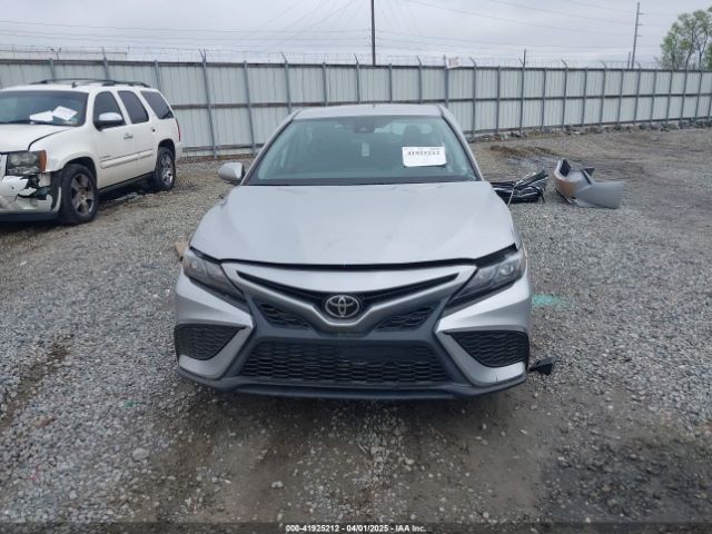 4T1G11AK4PU724404 Toyota CAMRY SE