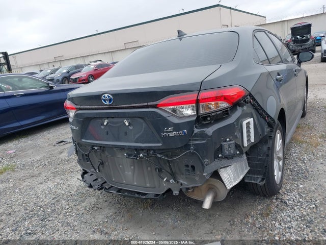 Toyota Corolla Hybrid Le 2024 JTDBCMFE5R3065089 Image 17
