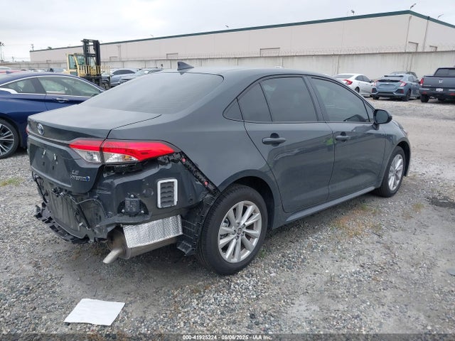 Toyota Corolla Hybrid Le 2024 JTDBCMFE5R3065089 Image 4