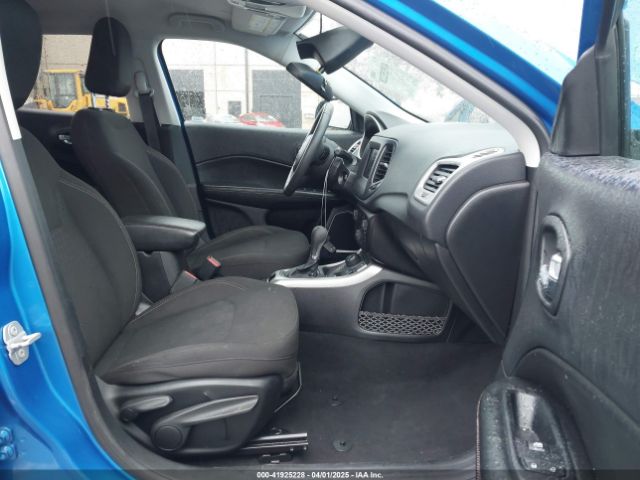 3C4NJDAB3MT591461 Jeep Compass Sport 4x4