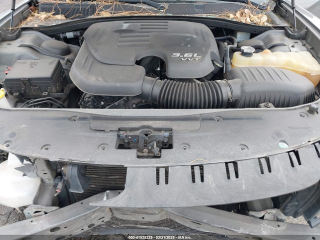 2C3CDXBG7HH553583 Dodge Charger Se Rwd