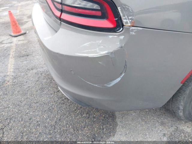 2C3CDXBG7HH553583 Dodge Charger Se Rwd