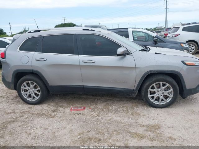 1C4PJLCX4JD559096 Jeep Cherokee Latitude Fwd