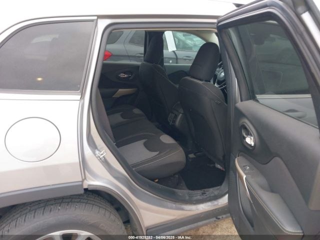 1C4PJLCX4JD559096 Jeep Cherokee Latitude Fwd