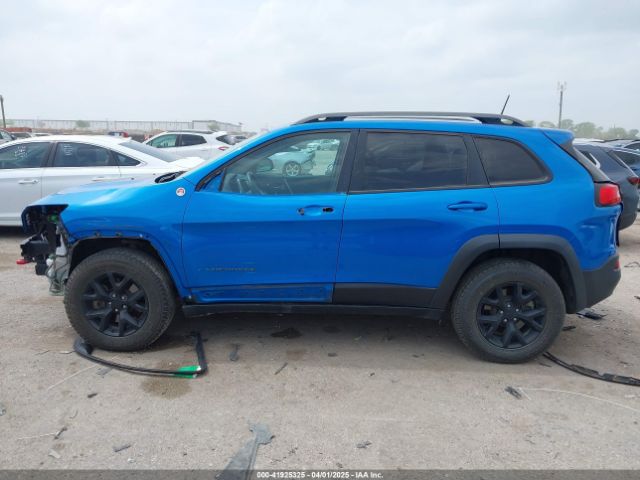 1C4PJMBX6JD569684 Jeep Cherokee Trailhawk 4x4