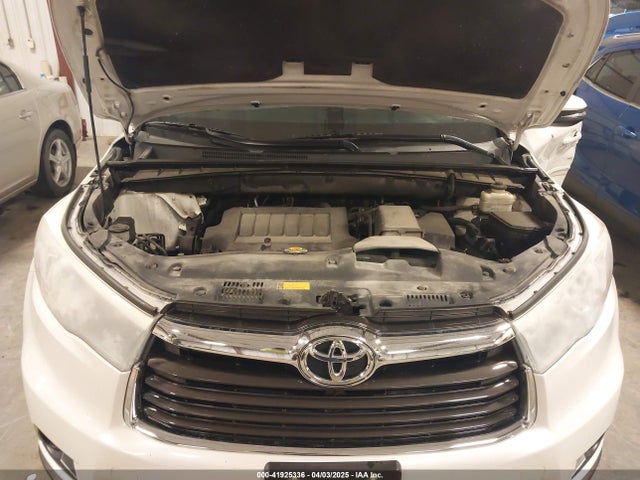 5TDJKRFH9FS115122 Toyota Highlander Xle V6