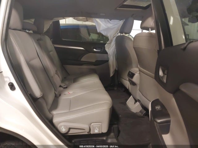 5TDJKRFH9FS115122 Toyota Highlander Xle V6