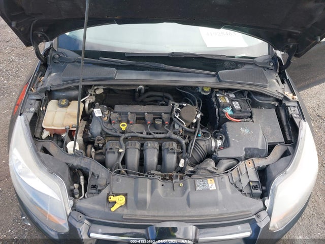 1FADP3N23EL462900 Ford Focus Titanium