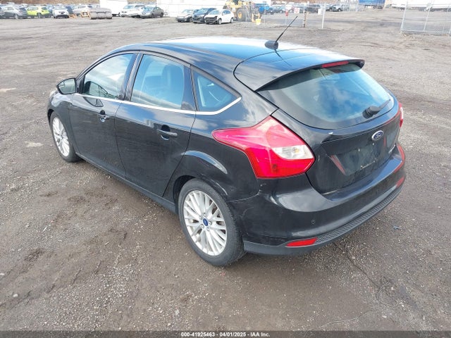 1FADP3N23EL462900 Ford Focus Titanium