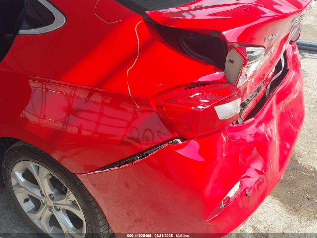 1G1BF5SM3H7212472 Chevrolet Cruze Premier Auto