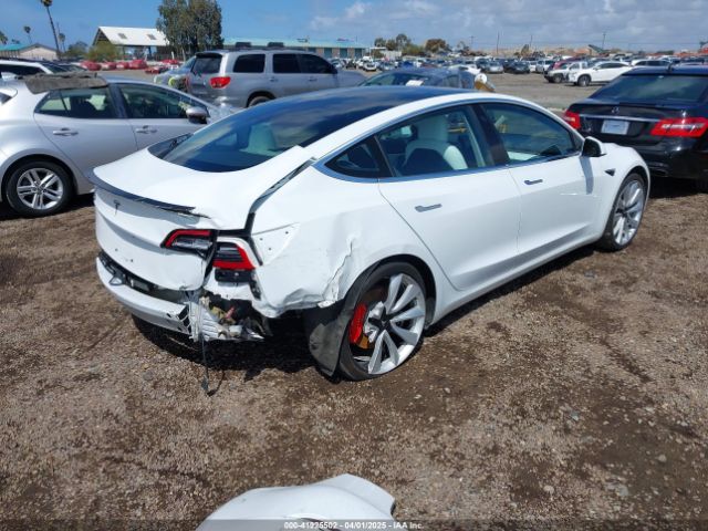 2018 TESLA MODEL 3 5YJ3E1EB6JF081491 Photo 3