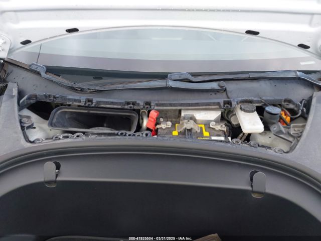 5YJ3E1EA3JF023300 Tesla Model 3 Long Range/mid Range