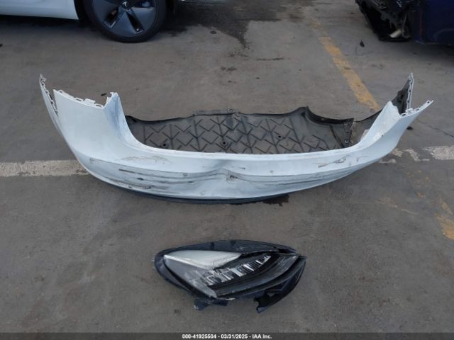 5YJ3E1EA3JF023300 Tesla Model 3 Long Range/mid Range
