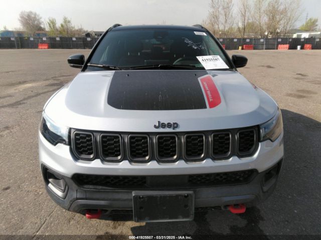 3C4NJDDN6ST550969 Jeep Compass Trailhawk 4x4