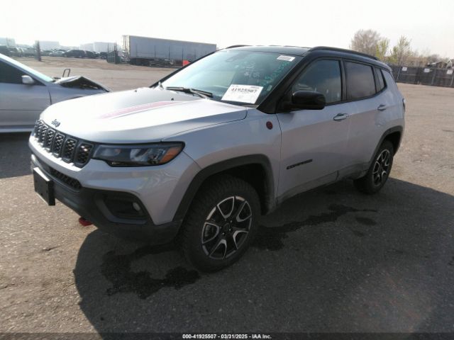 3C4NJDDN6ST550969 Jeep Compass Trailhawk 4x4
