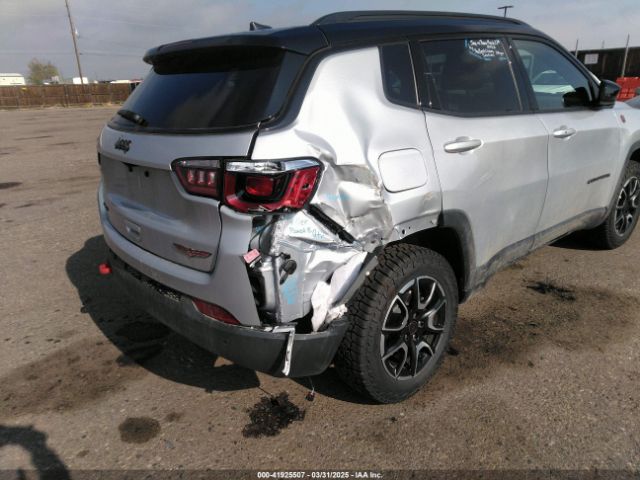 3C4NJDDN6ST550969 Jeep Compass Trailhawk 4x4