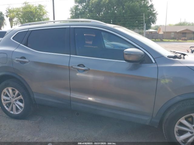 JN1BJ1CP5JW157836 Nissan Rogue Sport Sv