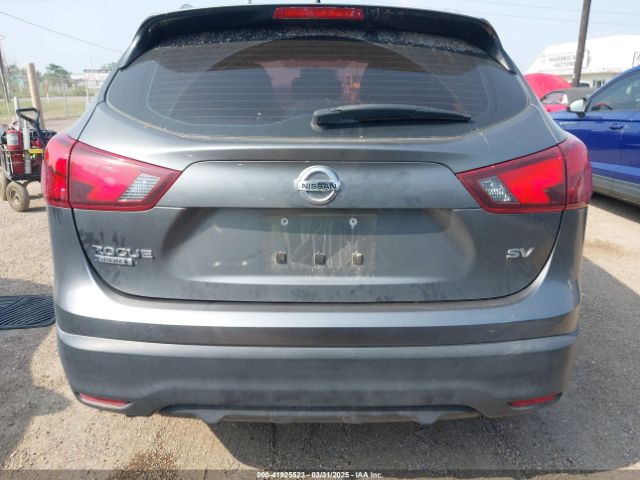 JN1BJ1CP5JW157836 Nissan Rogue Sport Sv