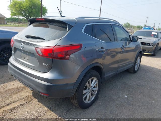 JN1BJ1CP5JW157836 Nissan Rogue Sport Sv