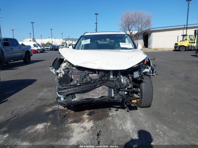 JN8BT3BA4NW043658 Nissan Rogue Sv Fwd