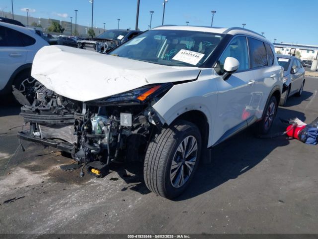 JN8BT3BA4NW043658 Nissan Rogue Sv Fwd