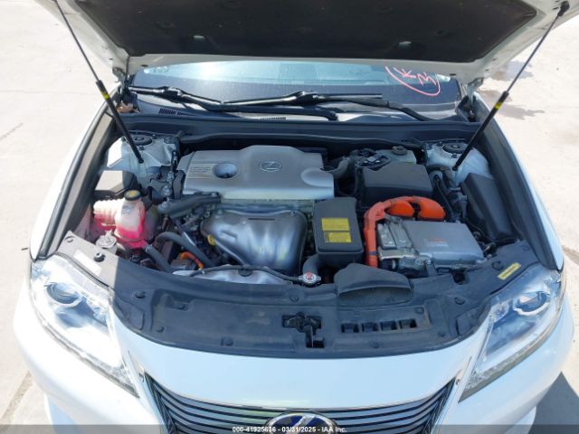 JTHBW1GG5E2053996 Lexus ES 300H