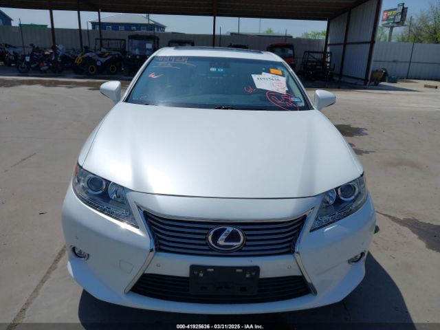 JTHBW1GG5E2053996 Lexus ES 300H
