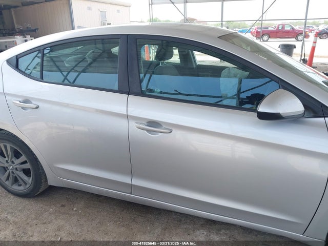 5NPD84LF9HH099224 Hyundai ELANTRA SE