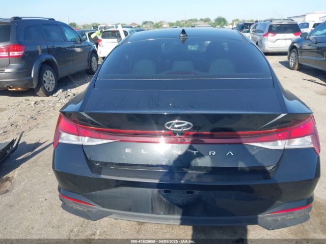 5NPLS4AG0NH084969 Hyundai ELANTRA SEL