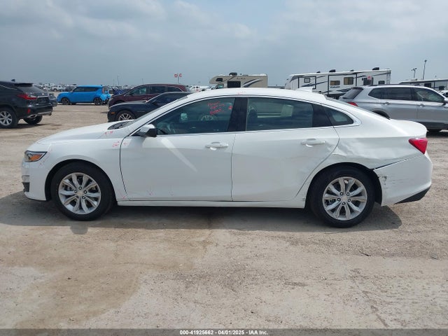 1G1ZD5STXSF129016 Chevrolet Malibu Fwd 1lt