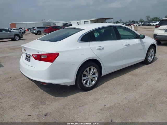 1G1ZD5STXSF129016 Chevrolet Malibu Fwd 1lt